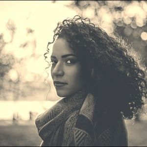 Meet your Posher, Lynn